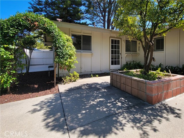 Detail Gallery Image 25 of 29 For 414 Avenida Castilla a,  Laguna Woods,  CA 92637 - 2 Beds | 3/1 Baths