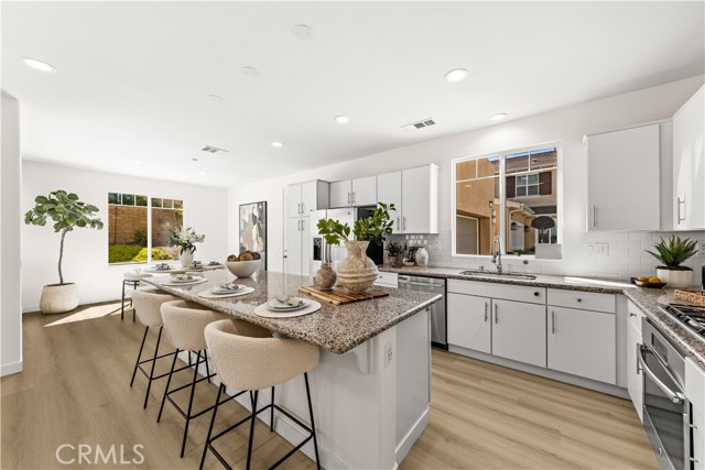 Detail Gallery Image 7 of 42 For 114 Cultivate, Irvine,  CA 92618 - 4 Beds | 3/1 Baths