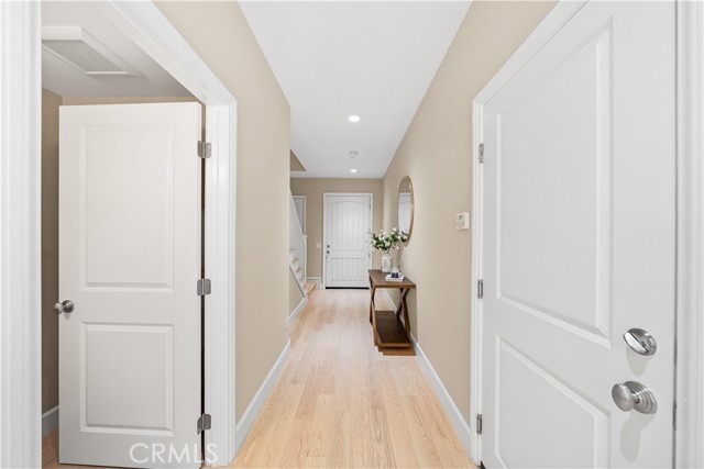 Detail Gallery Image 4 of 41 For 257 Rodeo, Irvine,  CA 92602 - 3 Beds | 2/1 Baths