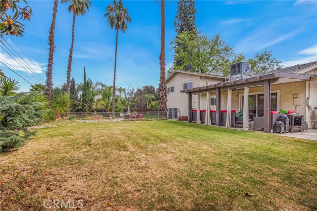 Detail Gallery Image 12 of 67 For 2367 Deerhorn Dr, Riverside,  CA 92506 - 4 Beds | 2/1 Baths