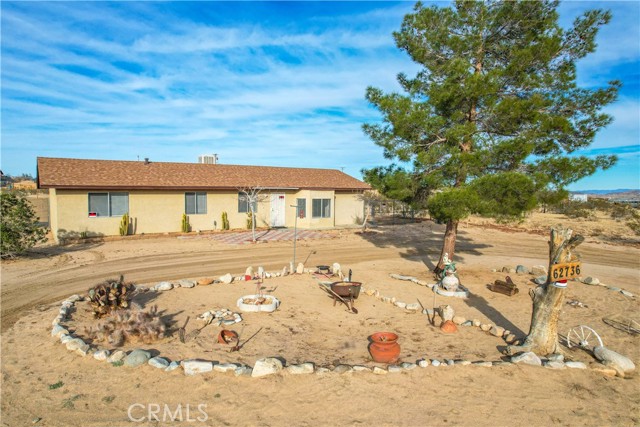 Detail Gallery Image 1 of 1 For 62736 Terrace Dr, Joshua Tree,  CA 92252 - 3 Beds | 2 Baths