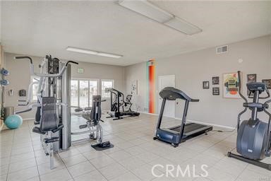 Detail Gallery Image 15 of 17 For 15621 Beach Bld #24,  Westminster,  CA 92683 - 3 Beds | 2 Baths