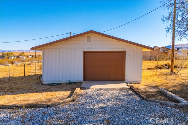 Detail Gallery Image 31 of 47 For 229 Artesia Ave, Yucca Valley,  CA 92284 - 3 Beds | 2 Baths