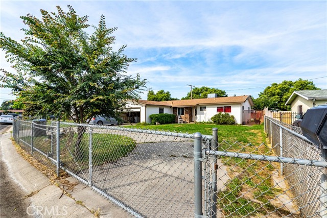 Detail Gallery Image 2 of 4 For 2615 N Quail Dr, Visalia,  CA 93291 - 3 Beds | 1 Baths