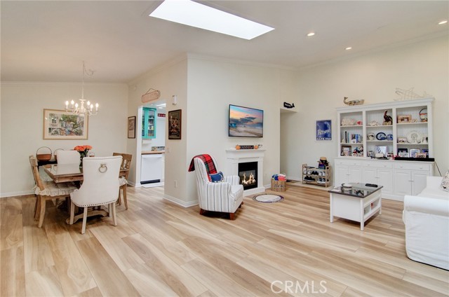 Detail Gallery Image 3 of 22 For 8788 Coral Springs Ct #203 H,  Huntington Beach,  CA 92646 - 3 Beds | 2 Baths