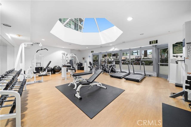 3131 Michelson Drive, Irvine CA: https://media.crmls.org/medias/308ac88f-3bb2-40f6-8748-088ad4089d9b.jpg