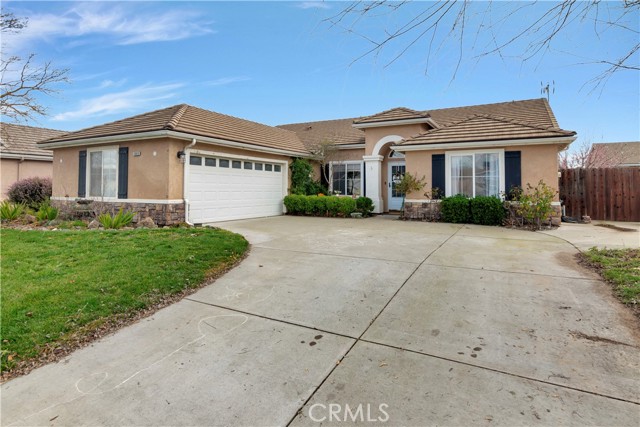 Detail Gallery Image 1 of 1 For 2660 Vineyard Cir, Paso Robles,  CA 93446 - 3 Beds | 2 Baths