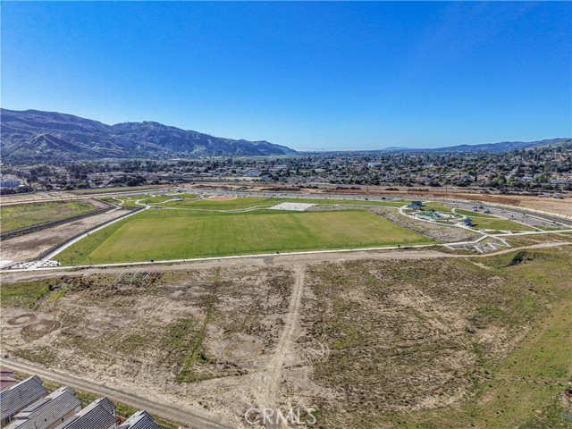 Detail Gallery Image 7 of 44 For 2111 Seville, Santa Paula,  CA 93060 - 4 Beds | 2/1 Baths
