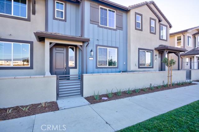 Detail Gallery Image 3 of 44 For 4076 E Lily Paseo #112,  Ontario,  CA 91761 - 3 Beds | 2/1 Baths