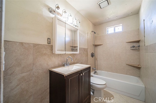 Detail Gallery Image 14 of 29 For 216 S Walnut Ave, Placentia,  CA 92870 - 3 Beds | 1 Baths