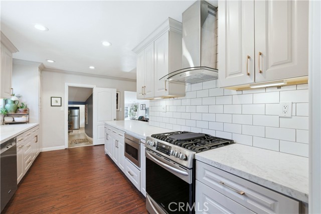 Detail Gallery Image 13 of 51 For 420 Montana St, Monrovia,  CA 91016 - 4 Beds | 2 Baths