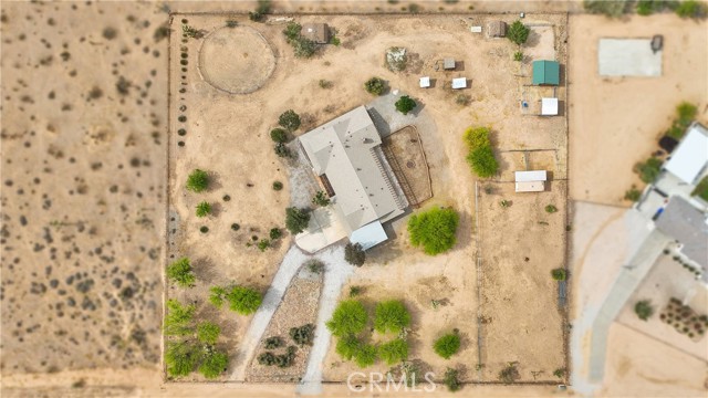 21978 Mojave Street, Apple Valley CA: https://media.crmls.org/medias/308d936b-e1f8-4d65-8106-de4daaf9e5dc.jpg