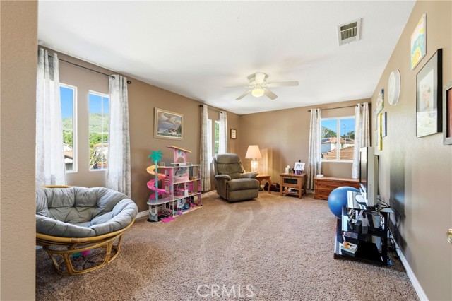 Detail Gallery Image 15 of 24 For 22209 Blondon Ct, Wildomar,  CA 92595 - 4 Beds | 2/1 Baths