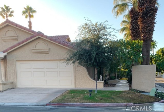 Image Number 1 for 41509   Woodhaven DR in PALM DESERT