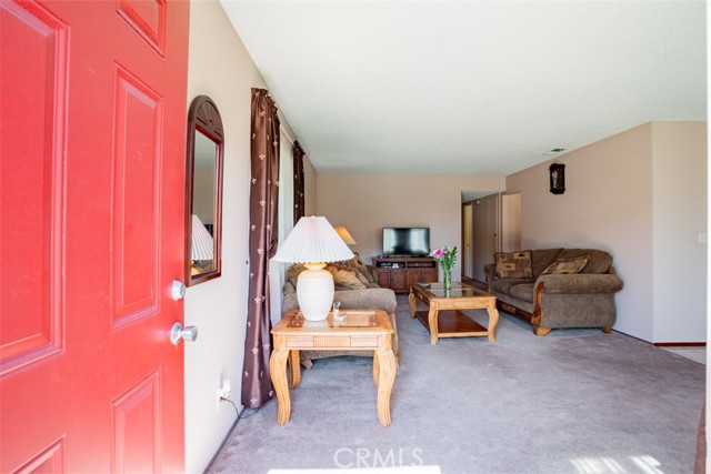 2405 Vail Avenue, Redondo Beach, California 90278, 3 Bedrooms Bedrooms, ,2 BathroomsBathrooms,Residential,Sold,Vail,DW23132215