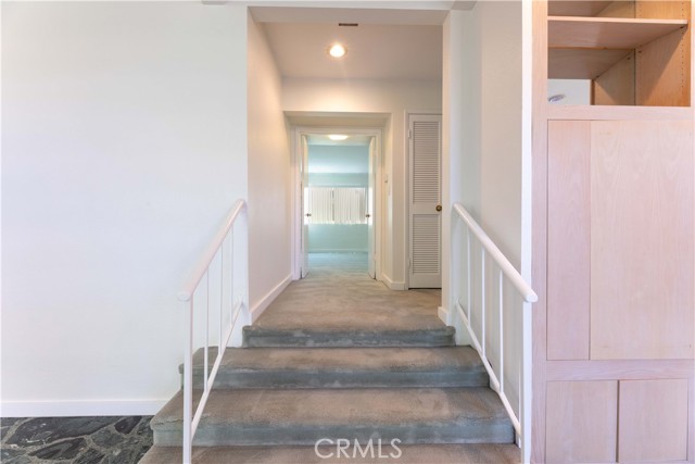 958 Palo Verde Avenue, Long Beach CA: https://media.crmls.org/medias/308fcc2c-a4ce-4cbb-859b-be9f5d5bcd82.jpg