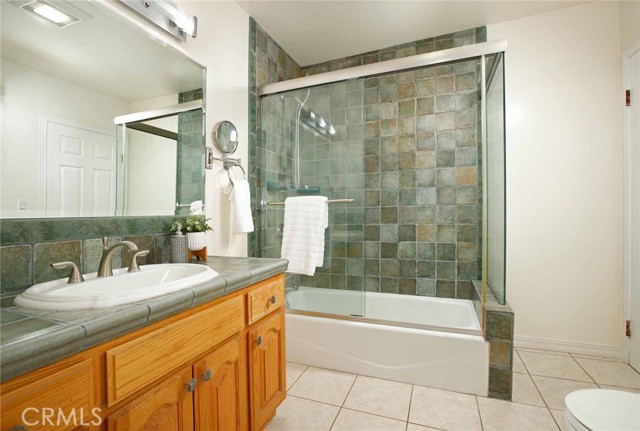 Detail Gallery Image 21 of 38 For 1410 Grandview Ave, Glendale,  CA 91201 - 3 Beds | 2/1 Baths