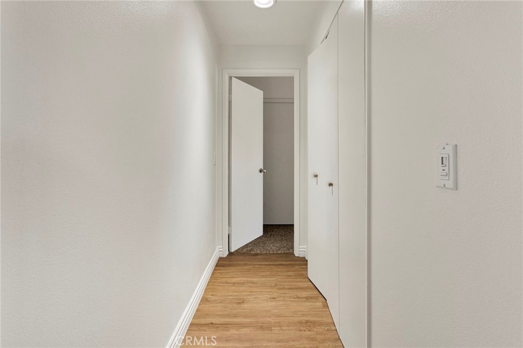 https://media.crmls.org/medias/30907395-541e-4a22-8057-b85956c8189f.jpg?preset=X-Large