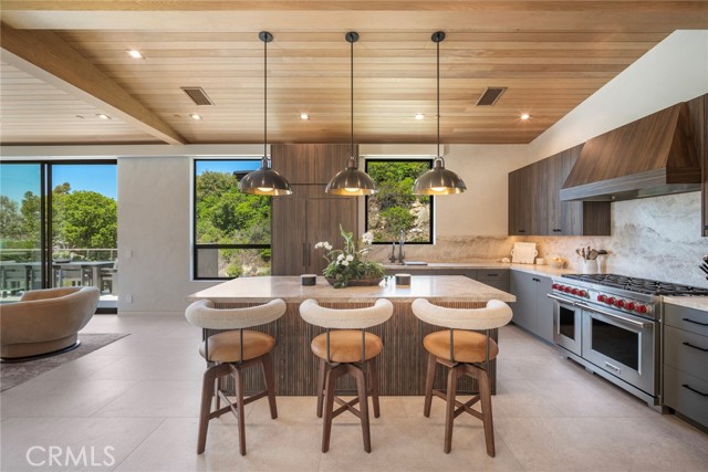 702 Diamond, Laguna Beach CA: https://media.crmls.org/medias/309153ef-86ca-456c-9e87-07ada94f2830.jpg