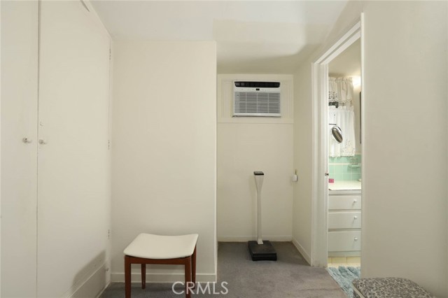 Closet/Dressing Area