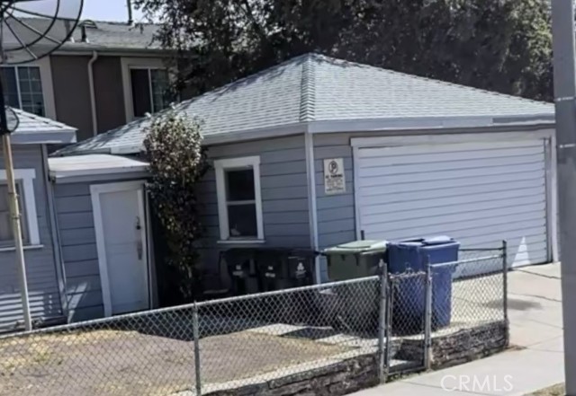 Detail Gallery Image 5 of 6 For 6616 S Victoria, Los Angeles,  CA 90043 - 3 Beds | 1 Baths