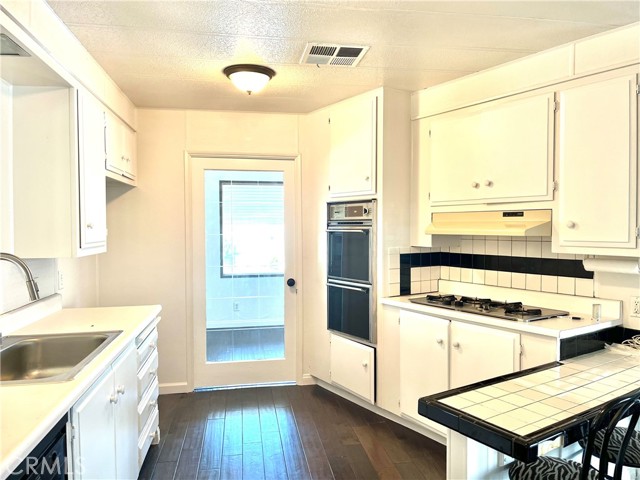 Detail Gallery Image 3 of 19 For 4000 Pierce St #169,  Riverside,  CA 92505 - 2 Beds | 2 Baths