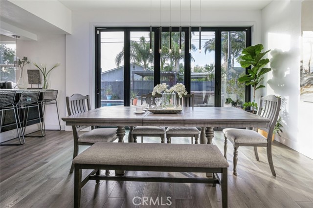 20121 Bushard Street, Huntington Beach CA: https://media.crmls.org/medias/309368fe-2231-4b5c-9a36-cb569a9a1184.jpg