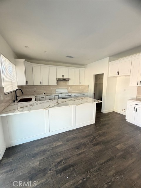 Detail Gallery Image 19 of 22 For 3519 Fairfield, Palmdale,  CA 93550 - 4 Beds | 4 Baths