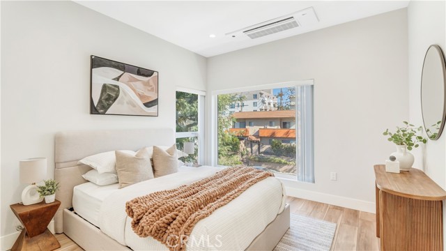 1823 Westholme Ave, Los Angeles CA: https://media.crmls.org/medias/3095a9ca-dde4-4953-b266-29985f1e4c10.jpg