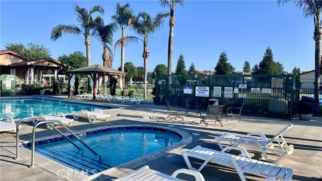 600 Hosking Avenue, Bakersfield CA: https://media.crmls.org/medias/3095e93a-d33e-4b99-95c0-21f2ccc1aa96.jpg