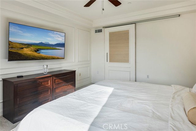 Detail Gallery Image 11 of 21 For 12020 Guerin St #303,  Studio City,  CA 91604 - 3 Beds | 2/1 Baths