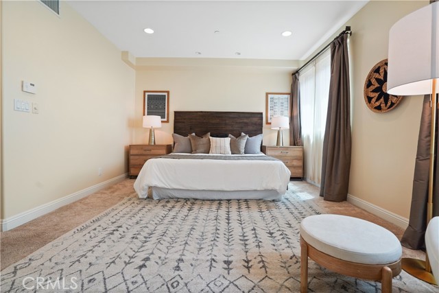 615 Pacific Coast Highway, Redondo Beach, California 90277, 3 Bedrooms Bedrooms, ,3 BathroomsBathrooms,Residential,Sold,Pacific Coast Highway,SB22124725