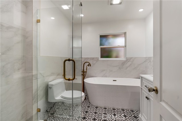 Detail Gallery Image 32 of 45 For 28 W Sycamore Ave, Arcadia,  CA 91006 - 4 Beds | 4 Baths