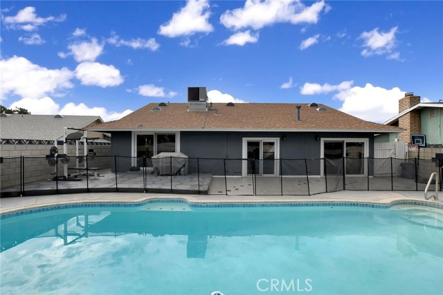 Detail Gallery Image 38 of 54 For 13928 Burning Tree, Victorville,  CA 92395 - 4 Beds | 2 Baths