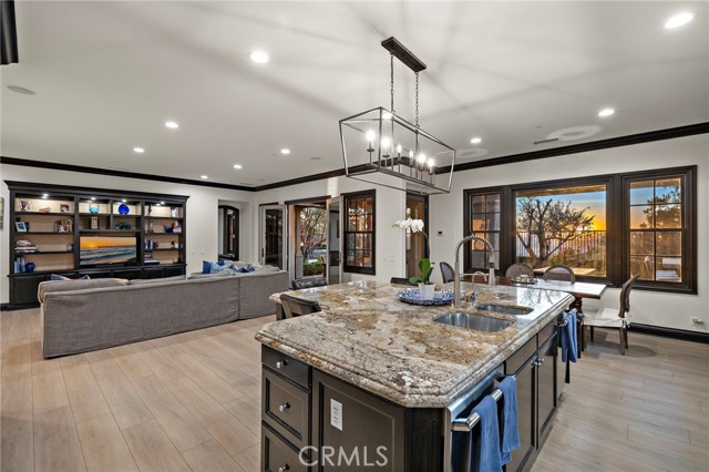 Detail Gallery Image 17 of 69 For 2 Galaxy Isle, Ladera Ranch,  CA 92694 - 5 Beds | 5/1 Baths