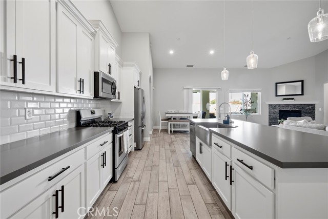 7714 Paisley Avenue, Hesperia CA: https://media.crmls.org/medias/3099852b-5088-4fe0-a053-643a9e7444ef.jpg