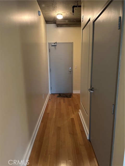 645 W 9th Street, Los Angeles CA: https://media.crmls.org/medias/3099ed40-f3ad-4bbd-be04-00466a866675.jpg
