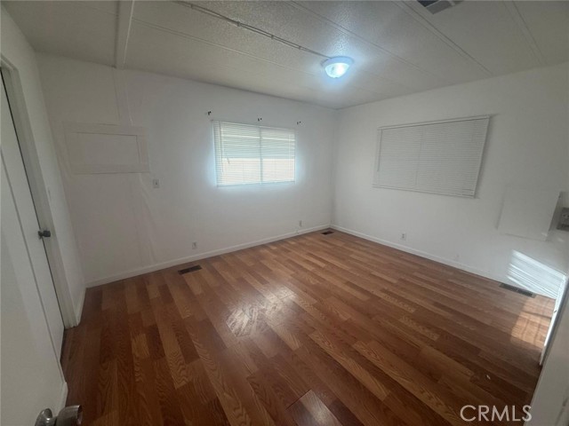 33013 Arbolado Lane, Lake Elsinore CA: https://media.crmls.org/medias/309a2b4c-2a14-4149-bb61-d9272734fa5d.jpg