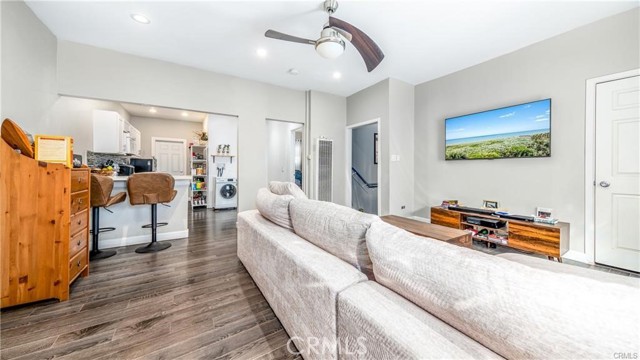 Detail Gallery Image 9 of 13 For 217 Columbia Pl, Los Angeles,  CA 90026 - – Beds | – Baths