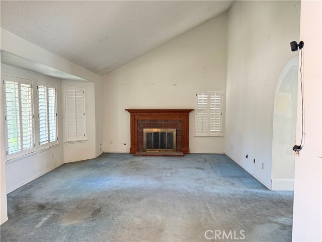 Detail Gallery Image 4 of 38 For 23020 Jensen Ct, Grand Terrace,  CA 92313 - 3 Beds | 2 Baths