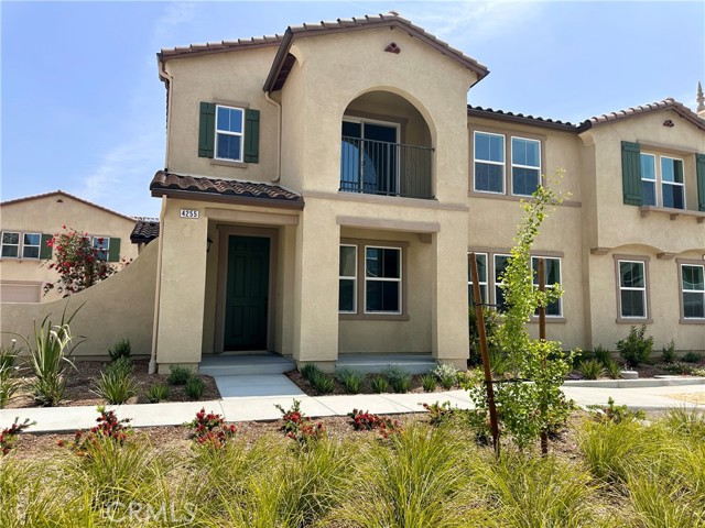 4255 S Hermosa Paseo, Ontario CA: https://media.crmls.org/medias/309bc0a2-0f45-4a14-8bfc-5478fa79559f.jpg
