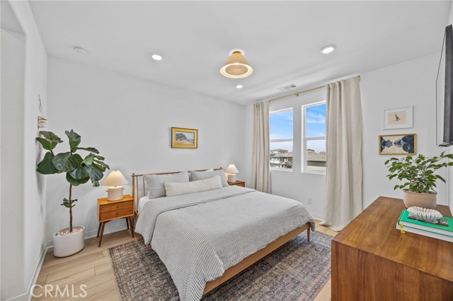 Detail Gallery Image 15 of 47 For 323 Adela, Lake Forest,  CA 92630 - 3 Beds | 3/1 Baths