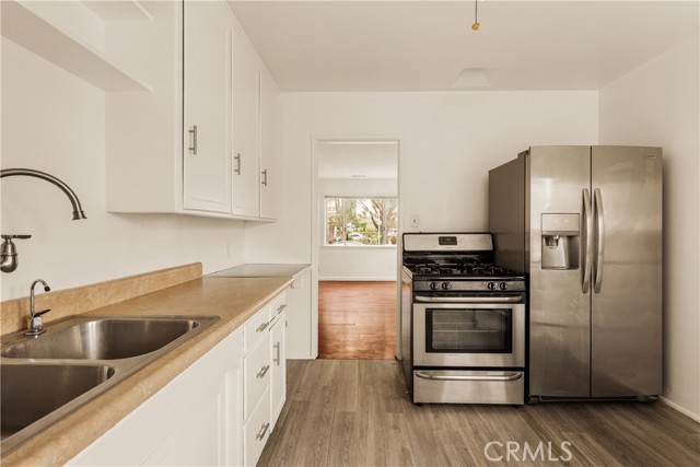 Detail Gallery Image 7 of 16 For 6916 Wystone Ave, Reseda,  CA 91335 - 2 Beds | 1 Baths