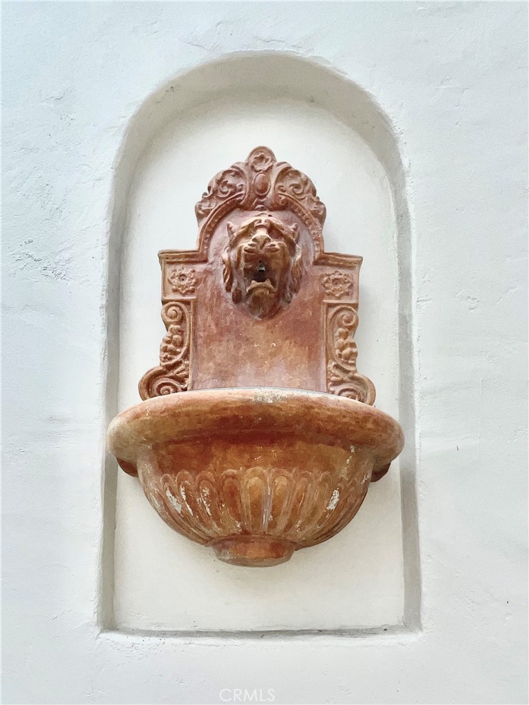 https://media.crmls.org/medias/309cb2f1-8f07-4865-b8ab-4dbb6238e377.jpg?preset=X-Large
