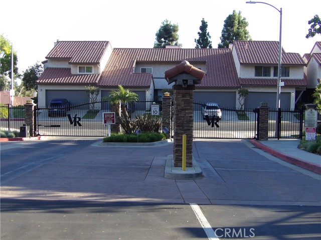 Detail Gallery Image 37 of 37 For 19140 Lahey #4,  Porter Ranch,  CA 91326 - 2 Beds | 2/1 Baths