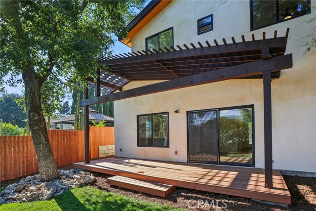 6950 Beckett Street, Tujunga CA: https://media.crmls.org/medias/309d2187-4a3c-42d1-a8ba-d02f008b0fd8.jpg