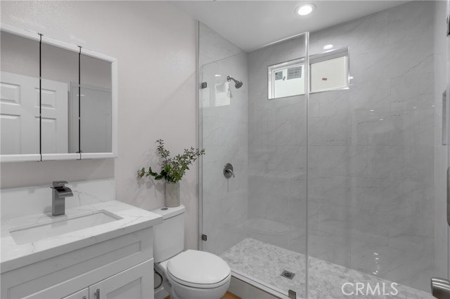 4032 Elsa Street, Lakewood CA: https://media.crmls.org/medias/309d4847-8543-43ad-96e7-f4a5491797cf.jpg