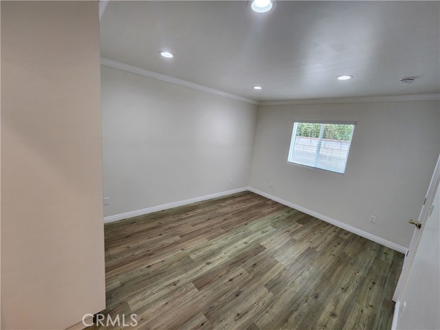 5706 Willis Avenue, Van Nuys CA: https://media.crmls.org/medias/309e407f-32de-4229-a511-18110471d9e7.jpg
