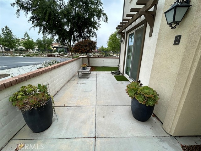 Detail Gallery Image 2 of 27 For 4131 S Cardinale Privado #2,  Ontario,  CA 91762 - 3 Beds | 2/1 Baths