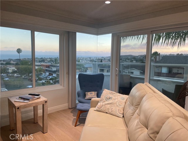 Detail Gallery Image 1 of 28 For 33762 Alcazar Dr #2,  Dana Point,  CA 92629 - 3 Beds | 2 Baths